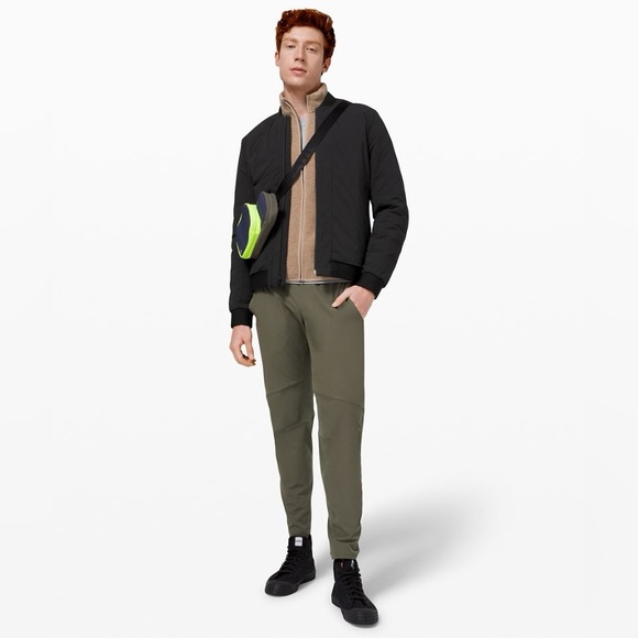 🍋 NWOT Lululemon Intermission Bomber - Picture 16 of 16